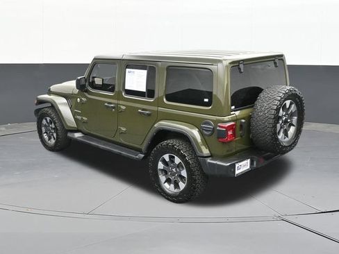 Used 2022 Jeep Wrangler Unlimited Sahara AWD/4WD image 62