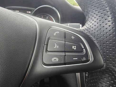 Certified 2019 Mercedes-Benz GLA 250 4MATIC image 33