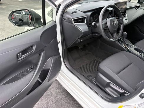Used 2023 Toyota Corolla LE FWD image 20