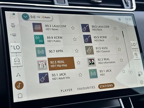 New 2026 Land Rover Range Rover Evoque S AWD/4WD image 23