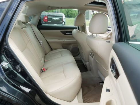Used 2013 Nissan Altima 2.5 SL FWD image 19