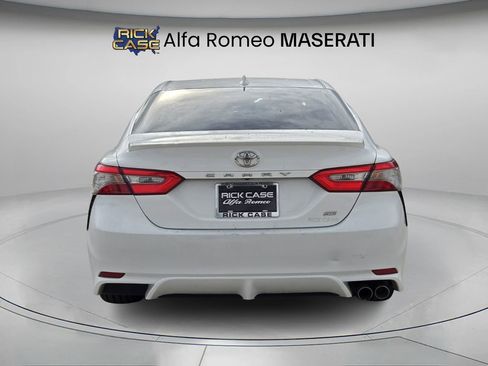 Used 2019 Toyota Camry SE w/ Convenience Package image 5