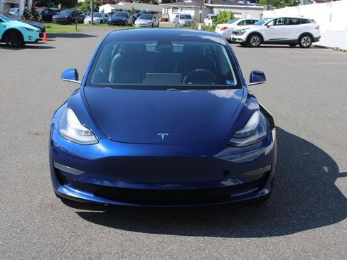 Used 2020 Tesla Model 3 Standard Range Plus RWD image 3