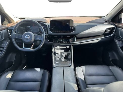 Used 2023 Nissan Rogue SL w/ SL Premium Package FWD image 11