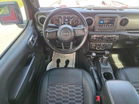 Certified 2021 Jeep Gladiator Sport image 19