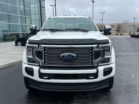 Used 2022 Ford F450 Platinum w/ FX4 Off-Road Package image 3