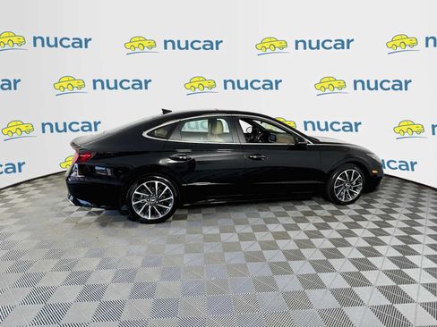 Certified 2023 Hyundai Sonata Limited w/ Preferred Accessory Package FWD image 8
