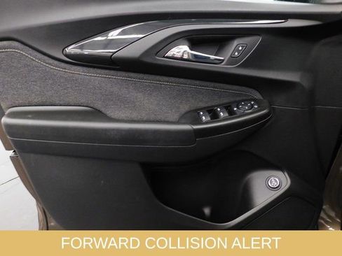 Used 2021 Chevrolet TrailBlazer ACTIV w/ Sun and Liftgate Package image 23