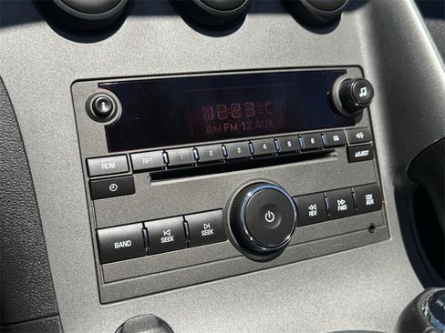 Used 2009 Pontiac Solstice Convertible w/ Premium Package image 21