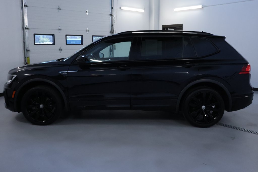Used 2021 Volkswagen Tiguan SE R-Line AWD/4WD image 5