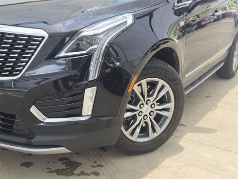 Used 2023 Cadillac XT5 Premium Luxury FWD image 7