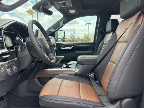 New 2026 Chevrolet Silverado 2500 High Country w/ Technology Package AWD/4WD image 15