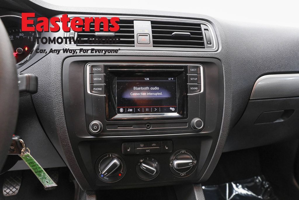 Used 2017 Volkswagen Jetta S w/ Jetta S Cold Weather Package FWD image 12