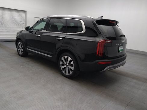 Used 2022 Kia Telluride S FWD image 3