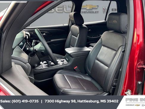 Used 2023 Chevrolet Traverse High Country w/ LPO, 'HIT The Road' Package FWD image 20