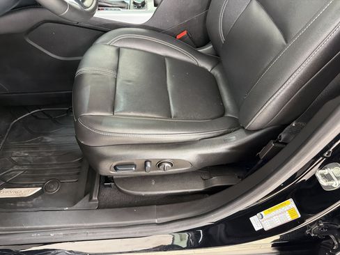 Used 2023 Chevrolet Blazer LT w/ LPO, Floor Liner Package FWD image 14
