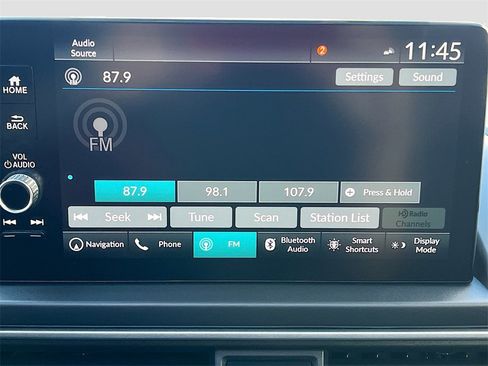 Used 2025 Honda Pilot Black Edition image 15