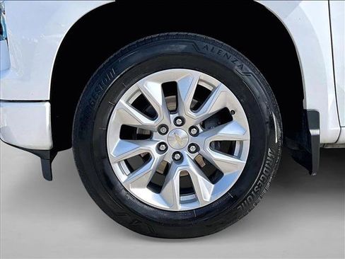 Used 2023 Chevrolet Silverado 1500 Custom RWD image 10