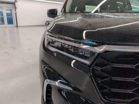 New 2025 Honda Pilot Touring image 29