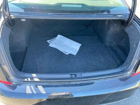 Used 2022 Volkswagen Passat 2.0T image 20