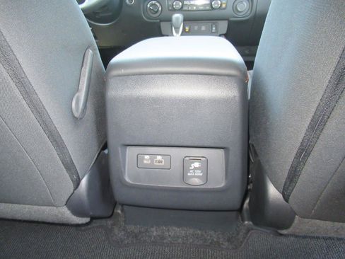 Used 2023 Nissan Frontier PRO-4X w/ Pro Convenience Package AWD/4WD image 36