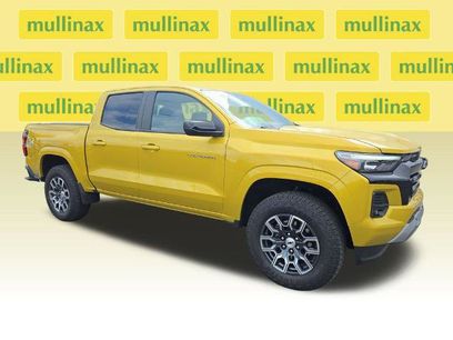 Used 2023 Chevrolet Colorado Z71 w/ Z71 Convenience Package 2