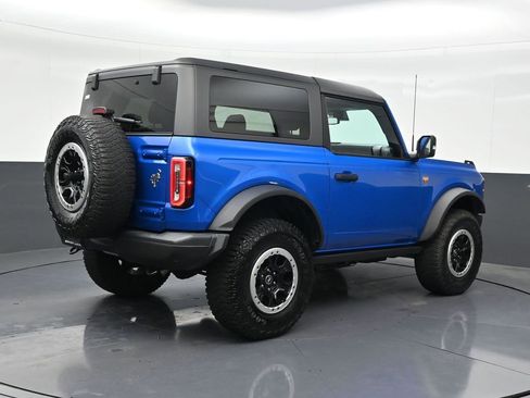 Used 2022 Ford Bronco Badlands image 5