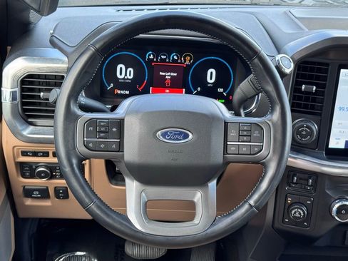 Used 2022 Ford F150 Lariat w/ Max Trailer Tow Package AWD/4WD image 8