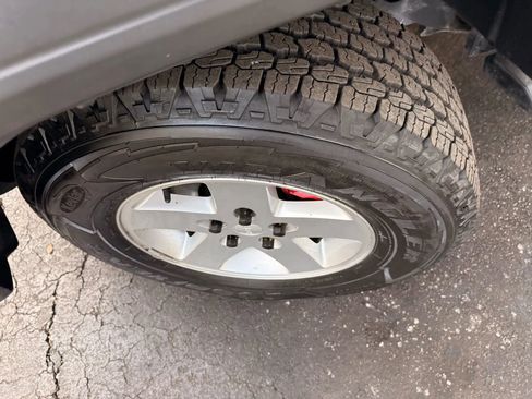 Used 2018 Jeep Wrangler Unlimited Sport S image 36