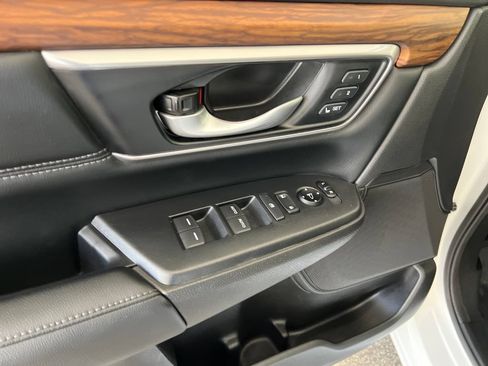 Used 2022 Honda CR-V Touring image 13