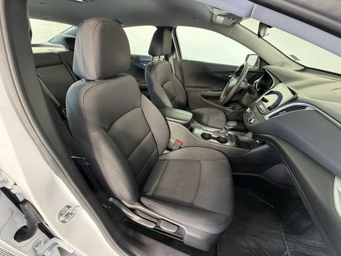 Used 2024 Chevrolet Malibu LT w/ LPO, Floor Liner Package FWD image 21