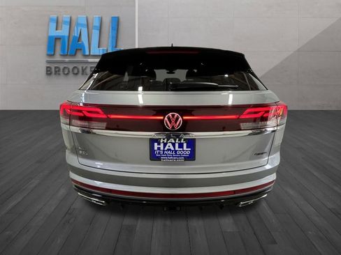 Certified 2025 Volkswagen Atlas Cross Sport SEL Premium R-Line image 5