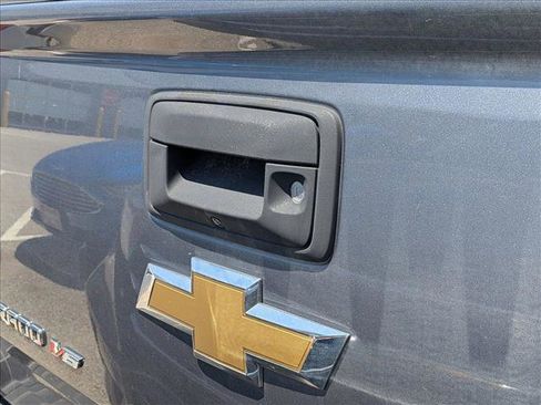 Used 2018 Chevrolet Colorado LT w/ LT Convenience Package AWD/4WD image 10