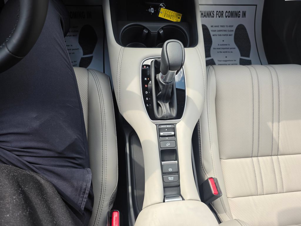 New 2027 Honda HR-V EX-L image 18