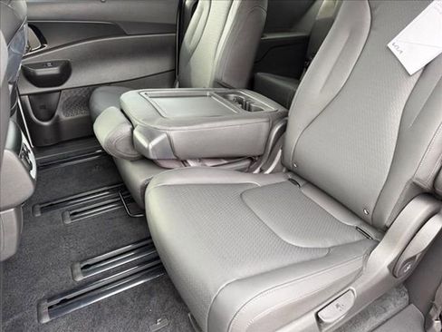 New 2026 Kia Carnival SX Prestige image 13
