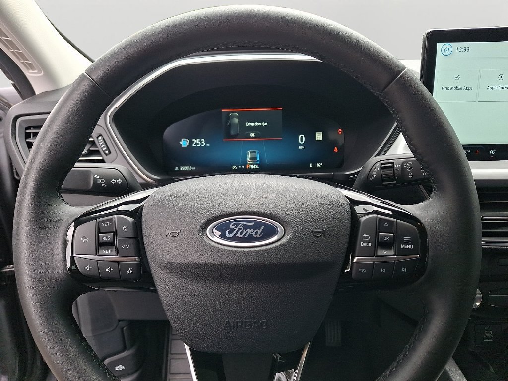 Used 2025 Ford Escape Platinum AWD/4WD image 20