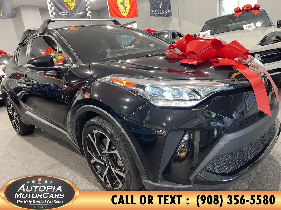 Used 2022 Toyota C-HR XLE FWD image 32