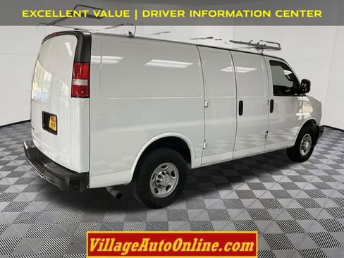 Used 2018 Chevrolet Express 2500 w/ Driver Convenience Package image 4