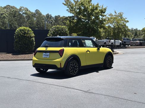 New 2026 MINI Cooper S FWD image 3