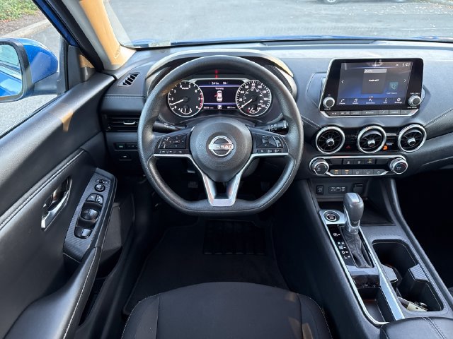 Used 2025 Nissan Sentra SV FWD image 29