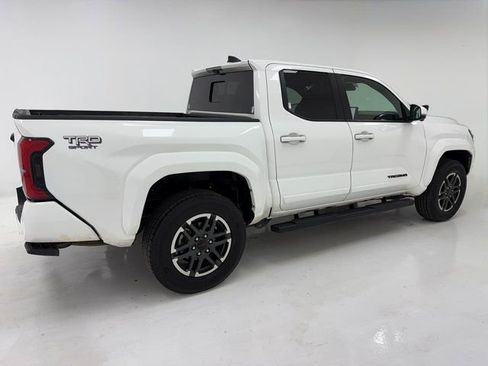 Used 2025 Toyota Tacoma TRD Sport w/ TRD Sport Premium Package image 41