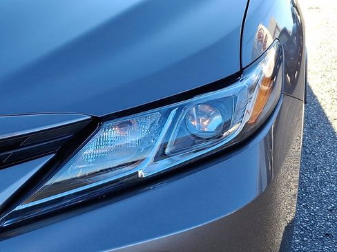 Used 2024 Toyota Camry LE image 9