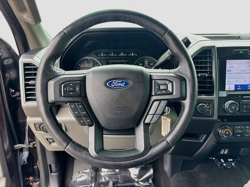 Used 2020 Ford F150 XLT w/ Equipment Group 302A Luxury AWD/4WD image 11