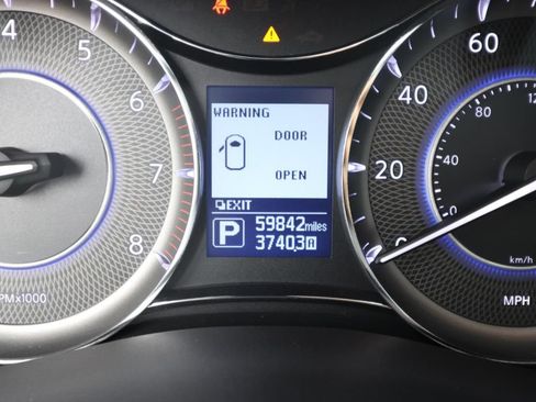Used 2017 INFINITI QX80 4WD w/ Driver Assistance Package image 21