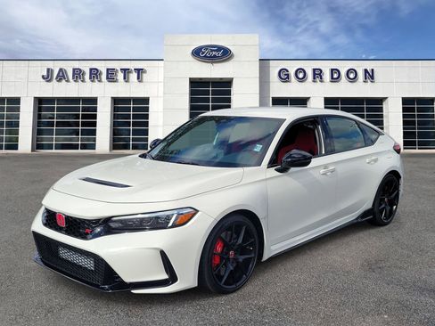 Used 2026 Honda Civic Type R image 2