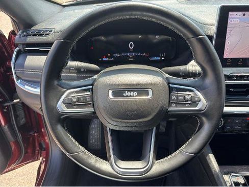 Used 2022 Jeep Compass High Altitude AWD/4WD image 19
