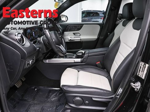Used 2022 Mercedes-Benz GLB 250 4MATIC w/ AMG Line image 14