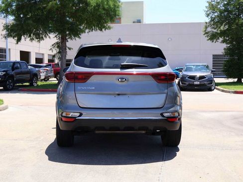 Used 2022 Kia Sportage LX FWD image 5