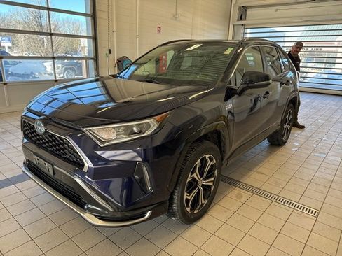 Used 2021 Toyota RAV4 XSE w/ Weather Package image 2