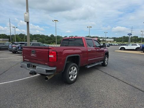 Used 2019 GMC Sierra 2500 SLT w/ Duramax Plus Package AWD/4WD image 3